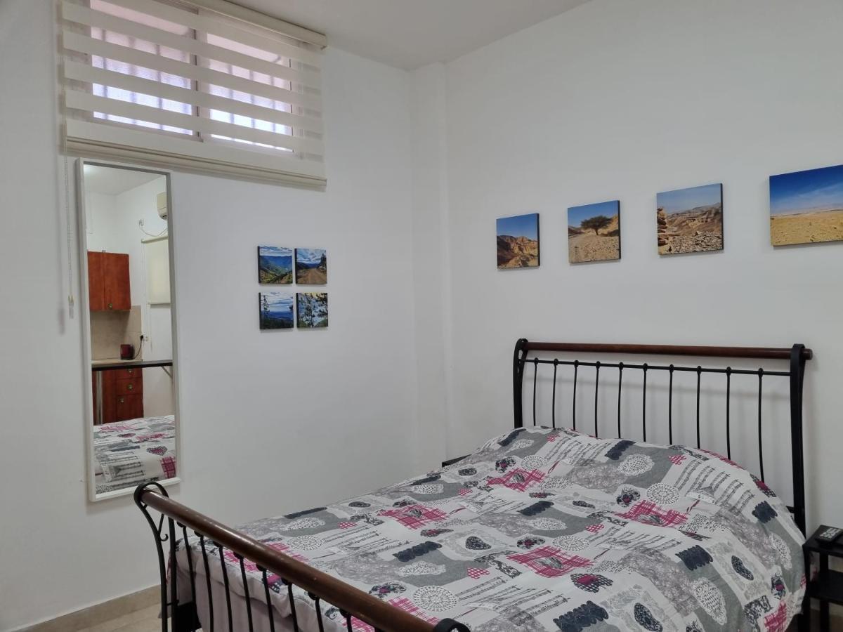 Ferienwohnung הבית באלרואי Rischon LeZion Exterior foto